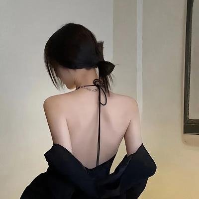 卡波特海报