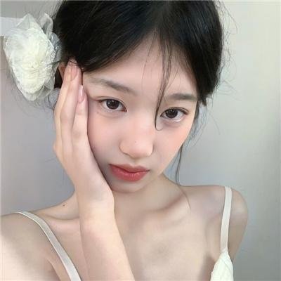水面之上海报